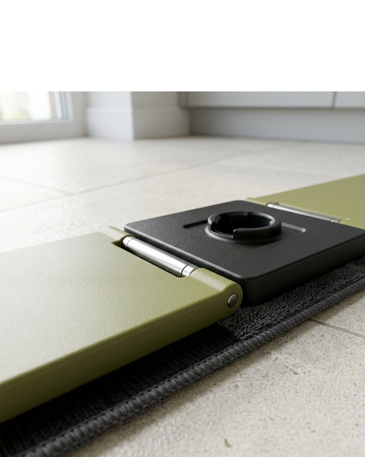 Zfyra Four-Panel Folding Surround Mop 34 cm Olive - Detail view